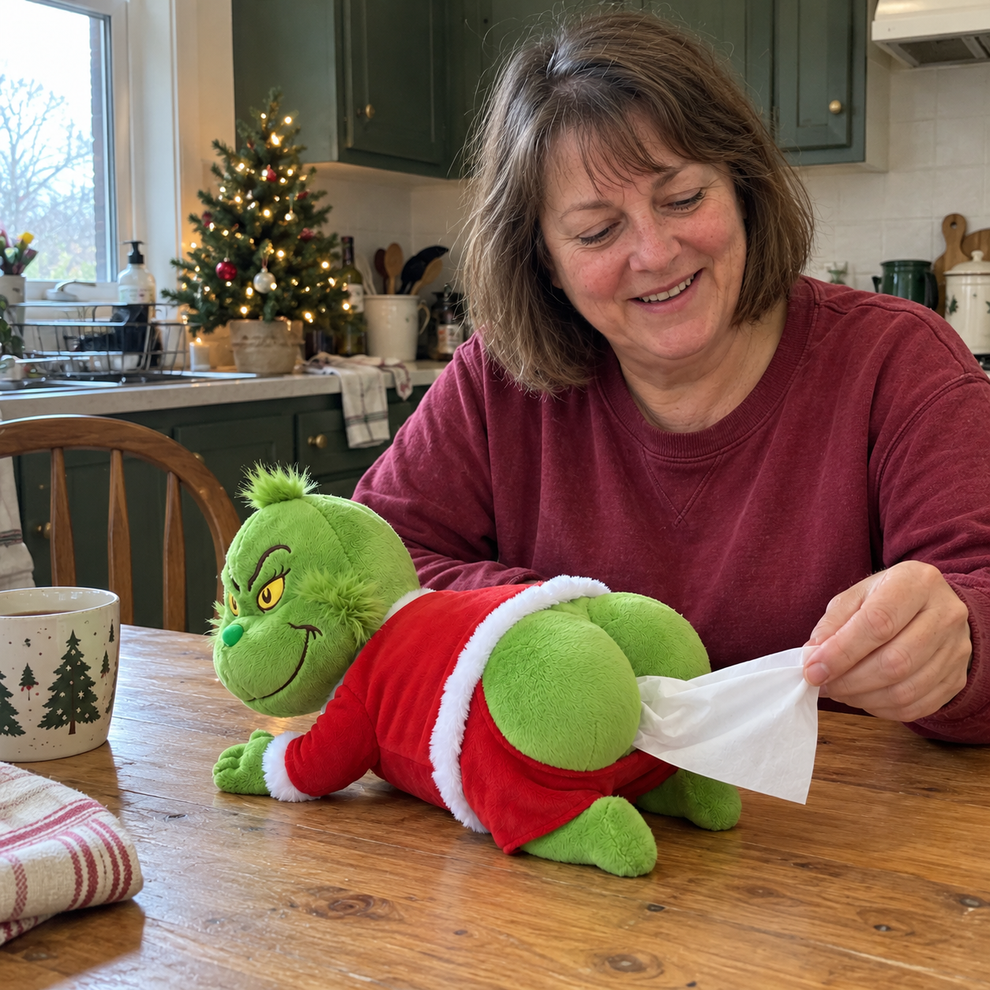 Merry Mischief Tissue Holder